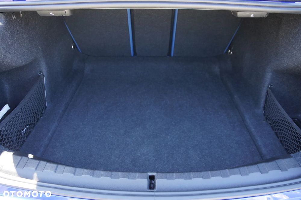 BMW Seria 3 330i xDrive M Sport sport - 37