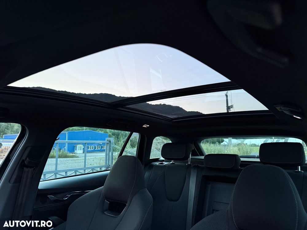 Skoda Octavia 2.0 TDI DSG Sportline - 27
