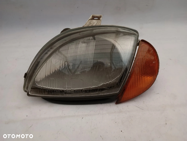 Lampa Przednia Kierunkowskaz Lewy Przód L.P. Fiat Seicento