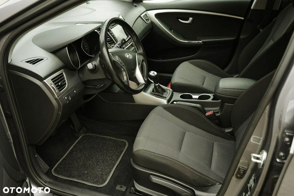 Hyundai i30 - 17