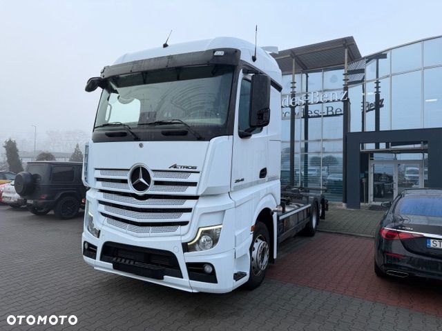 Mercedes-Benz 2545 - 3