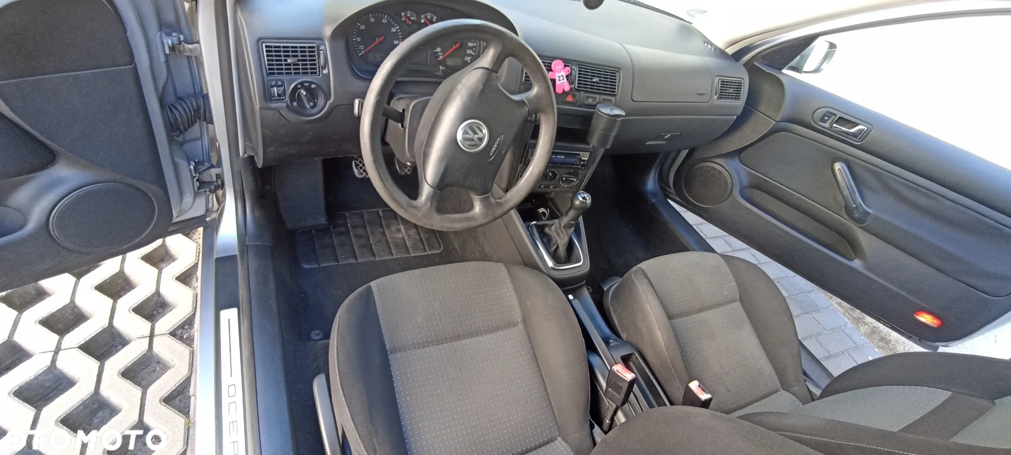 Volkswagen Golf IV 1.4 Q - 8