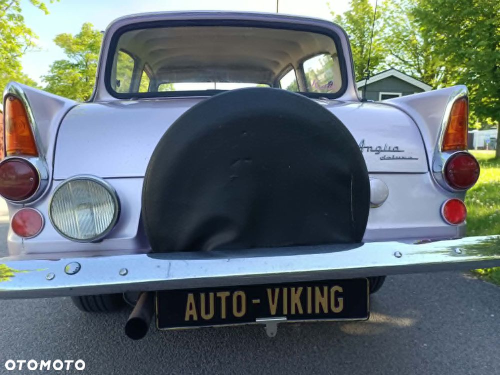 Ford Inny - 7