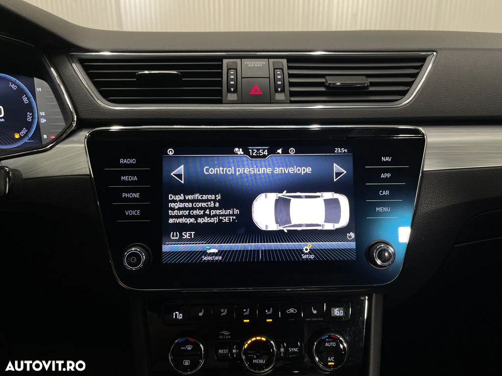 Skoda Superb 1.5 TSI DSG Ambition - 17