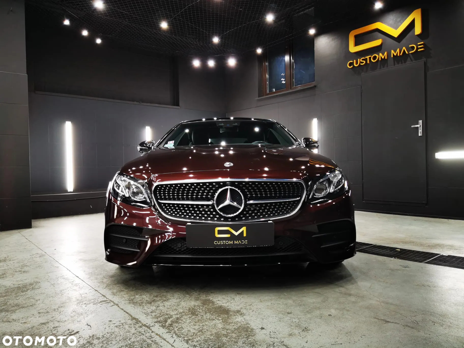 Mercedes-Benz Klasa E 220 d Coupe 4-Matic 9G-TRONIC - 4