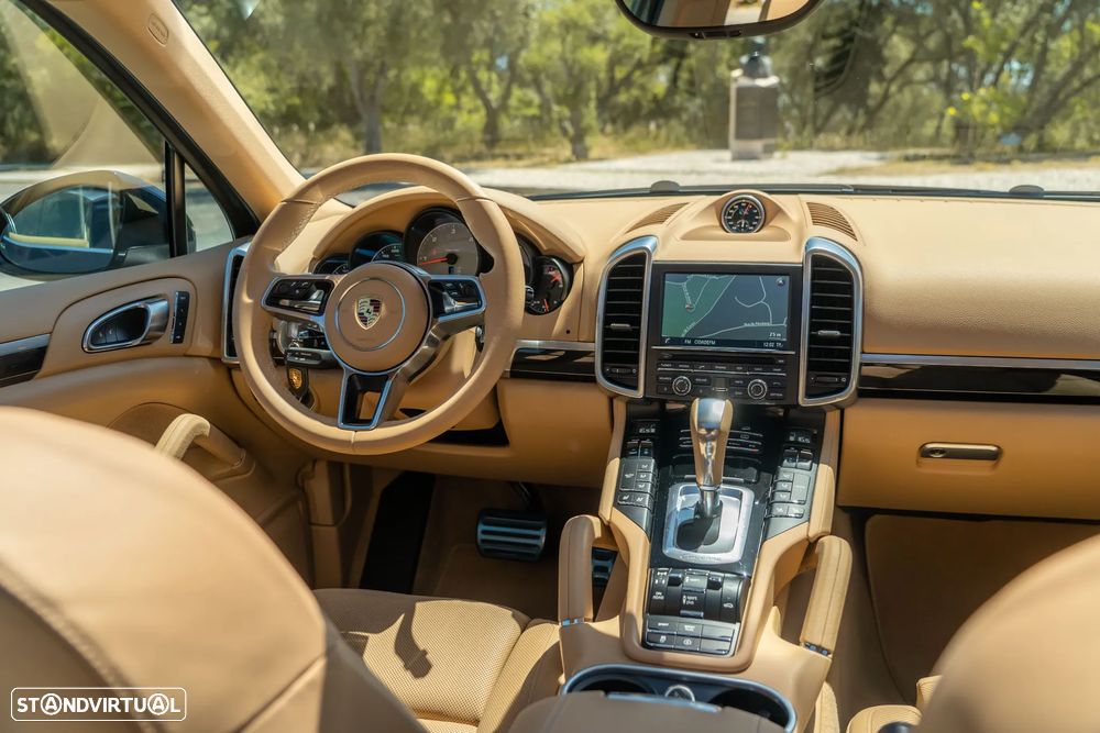 Porsche Cayenne S Tiptronic S - 23