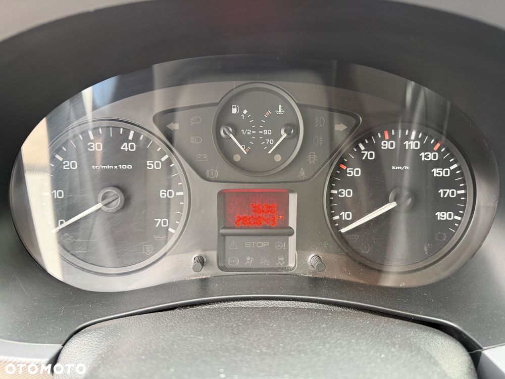 Peugeot PARTNER - 9
