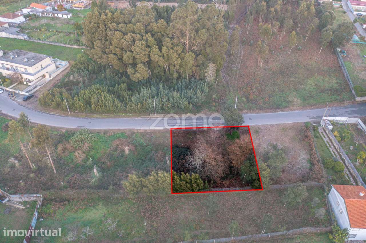Terreno para Construção de Moradia em Grijó – 707 m² - Grande imagem: 2/22