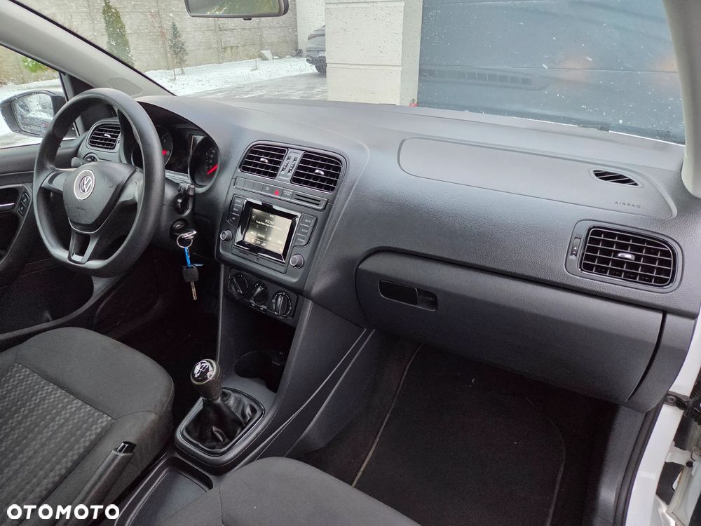 Volkswagen Polo - 14