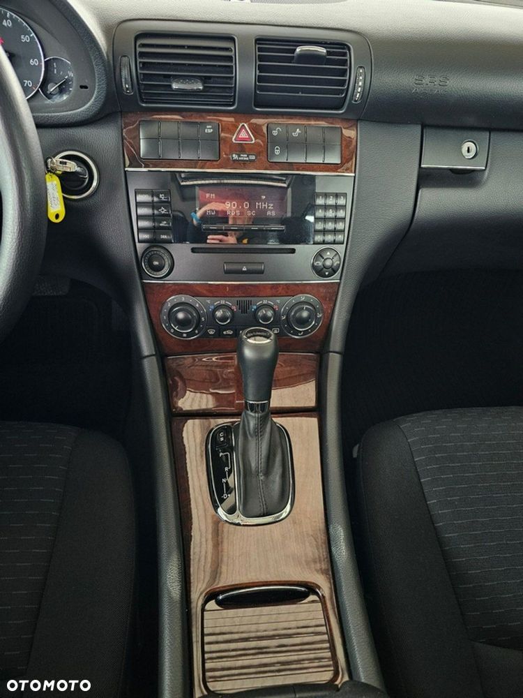 Mercedes-Benz Klasa C 200 Kompressor Automatik Elegance - 17