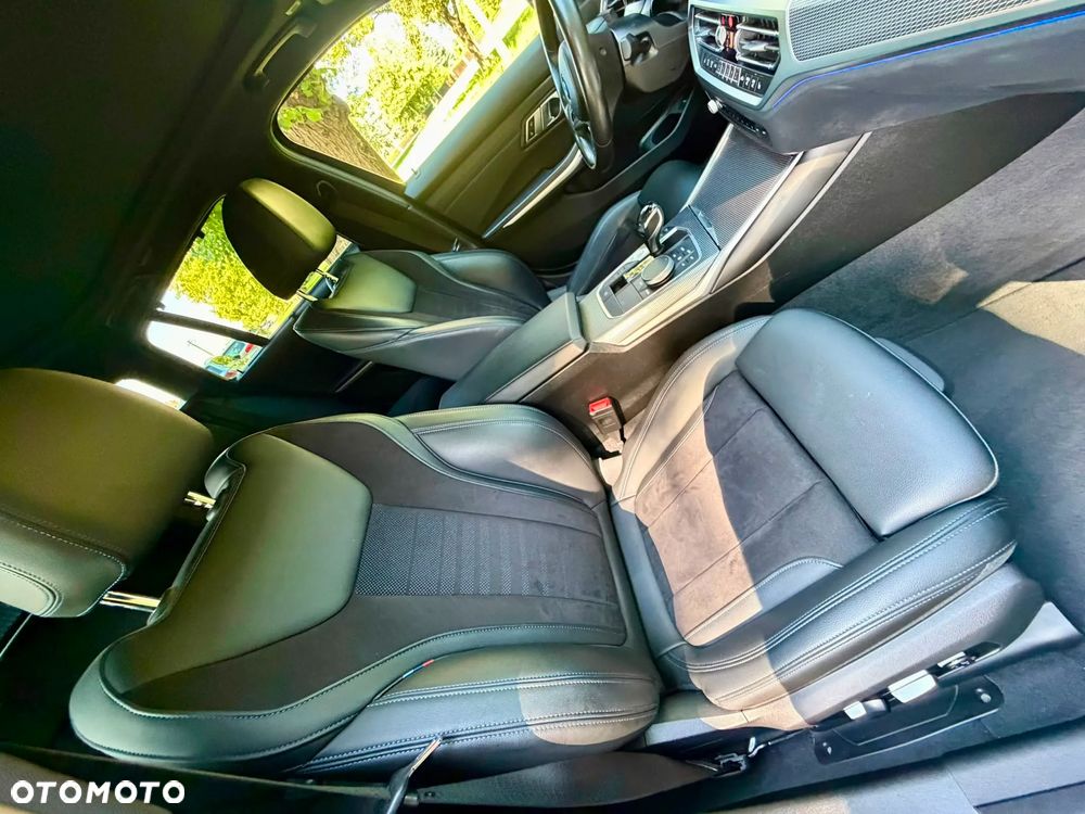 BMW Seria 3 318d M Sport - 23