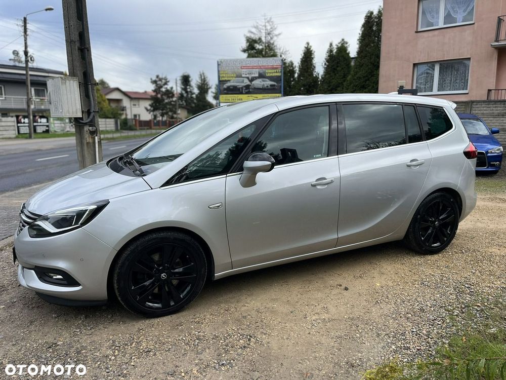 Opel Zafira - 11