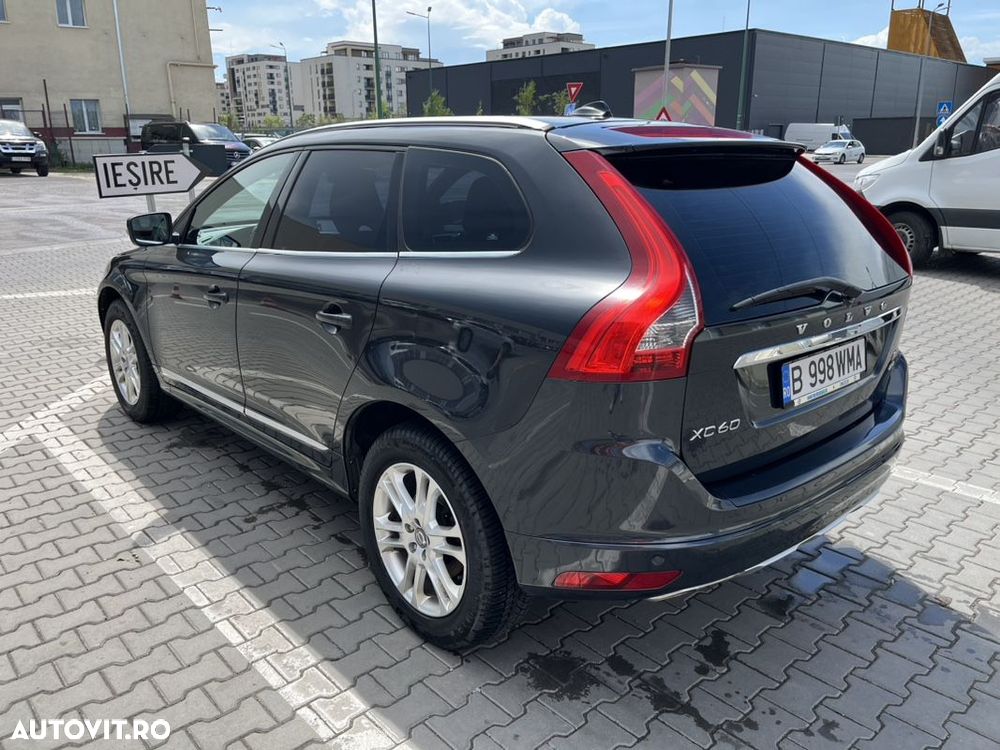 Volvo XC 60 - 4