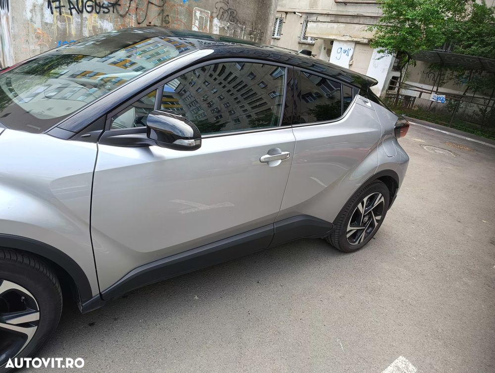 Toyota C-HR 2.0 HSD 184 CP 4x2 CVT Classy Bi-Tone - 17