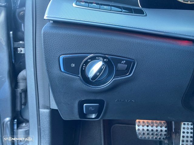 Mercedes-Benz E 300 de 9G-TRONIC AMG Line - 24