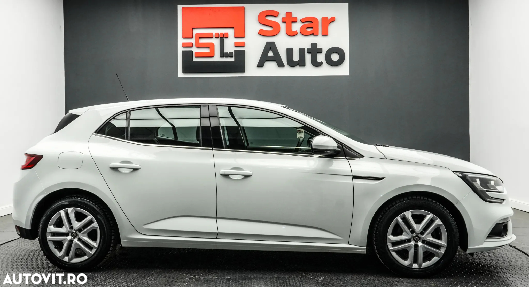 Renault Megane Blue dCi 116 Life - 11