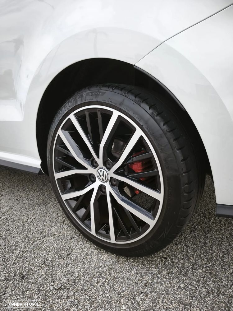 VW Polo 1.8 TSi GTi DSG - 11