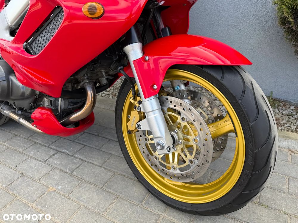 Honda VTR - 12