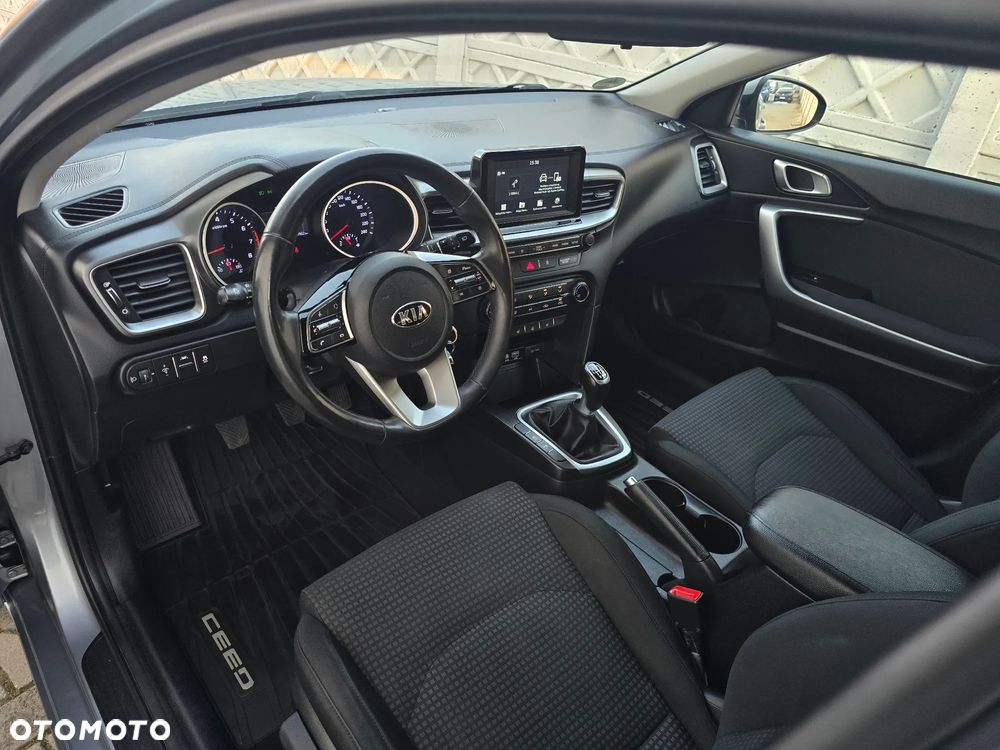 Kia Ceed 1.4 Vision - 12