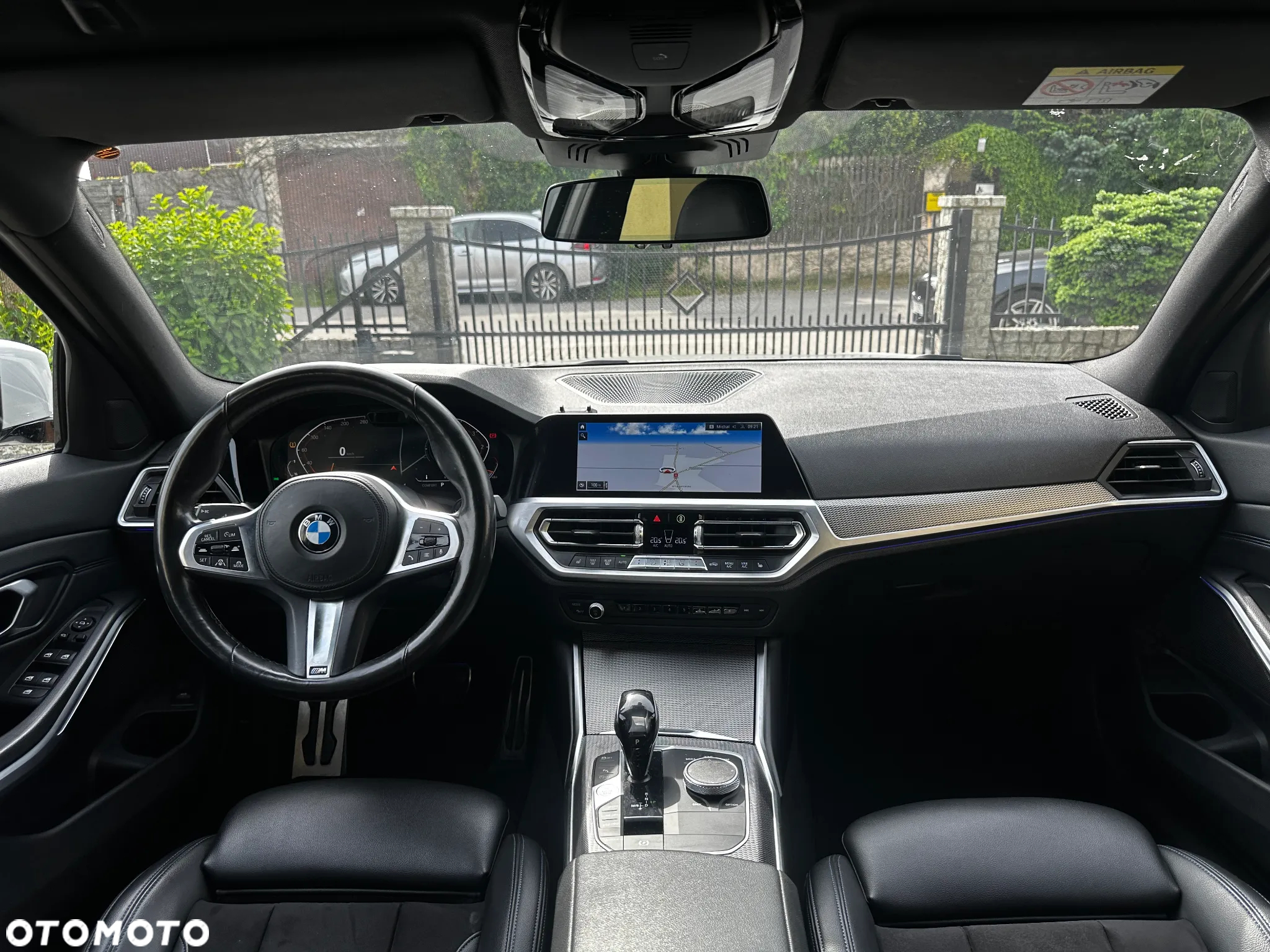 BMW Seria 3 318d Touring Edition M Sport Shadow - 21