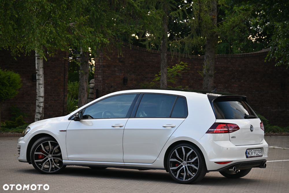 Volkswagen Golf 2.0 TSI BMT GTI Performance DSG - 25