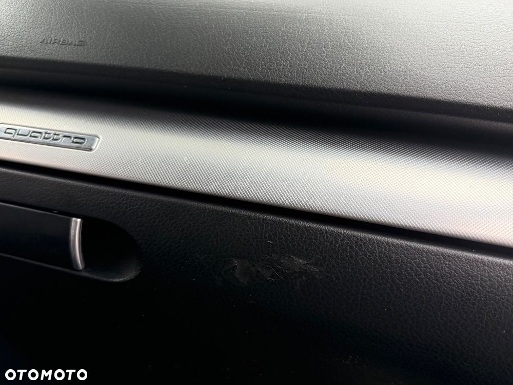 SCHOWEK AUDI A4 B7 -WYSYŁKA- - 2