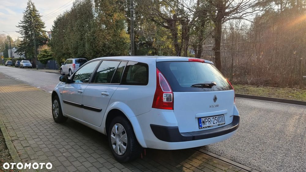 Renault Megane 1.4 16V Alize - 4