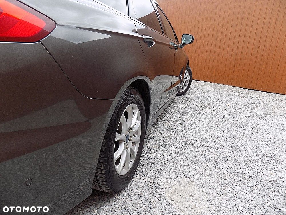 Ford Mondeo 2.0 Hybrid Trend - 29