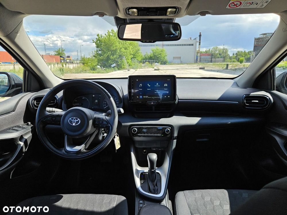Toyota Yaris - 15
