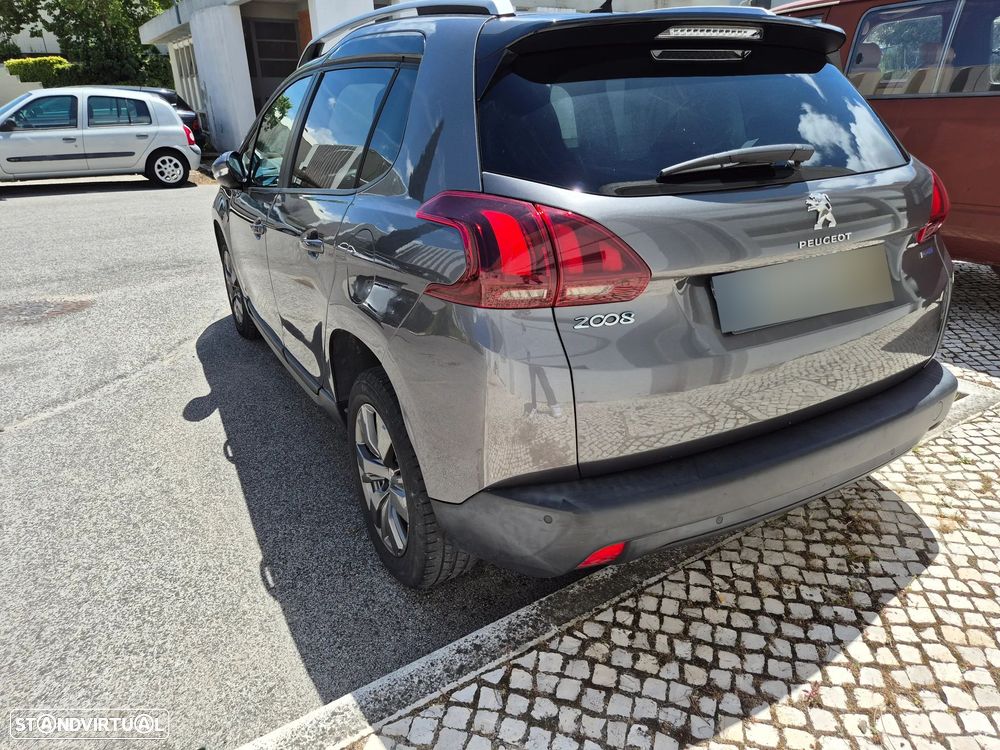Peugeot 2008 1.6 BlueHDi Allure - 4
