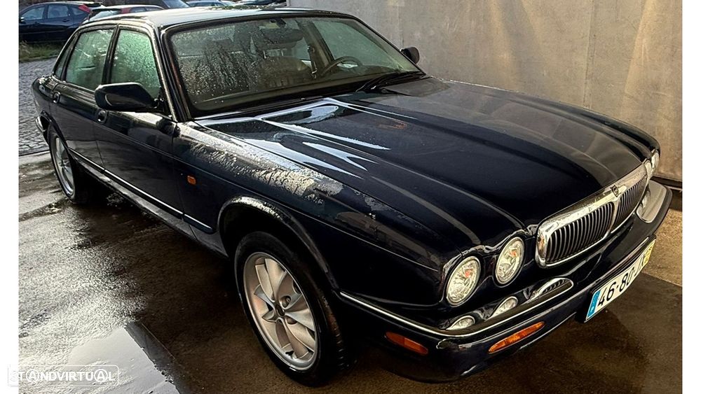Jaguar XJ XJ8 3.2 Executive - 1