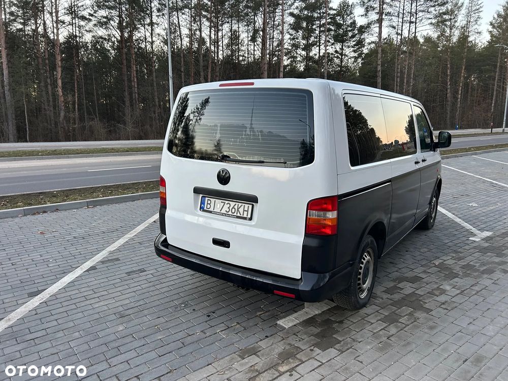 Volkswagen Transporter - 4