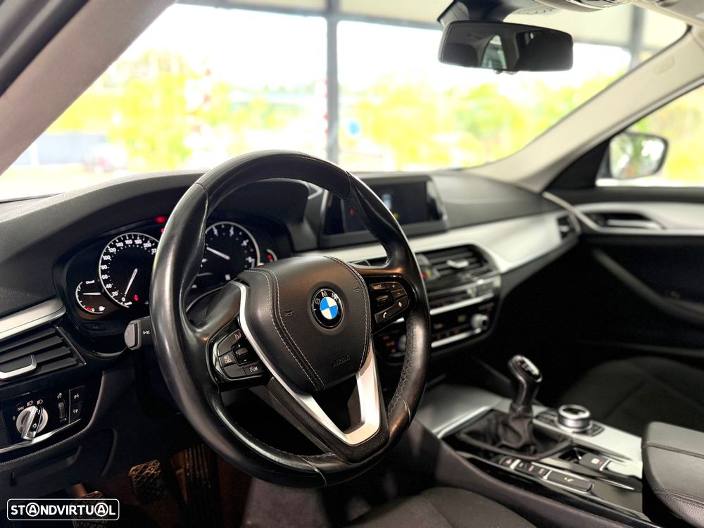 BMW 520 d Line Luxury - 4
