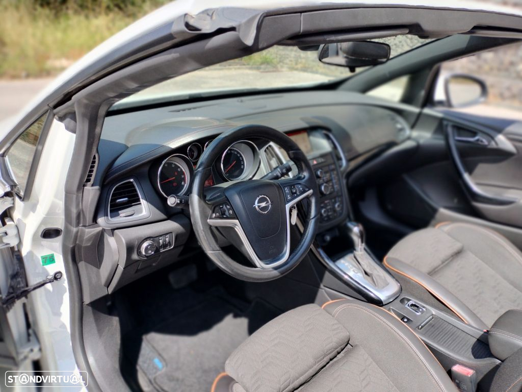 Opel Cascada - 24
