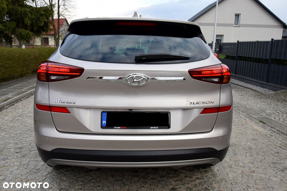 Hyundai Tucson 1.6 GDI BlueDrive Style 2WD - 19