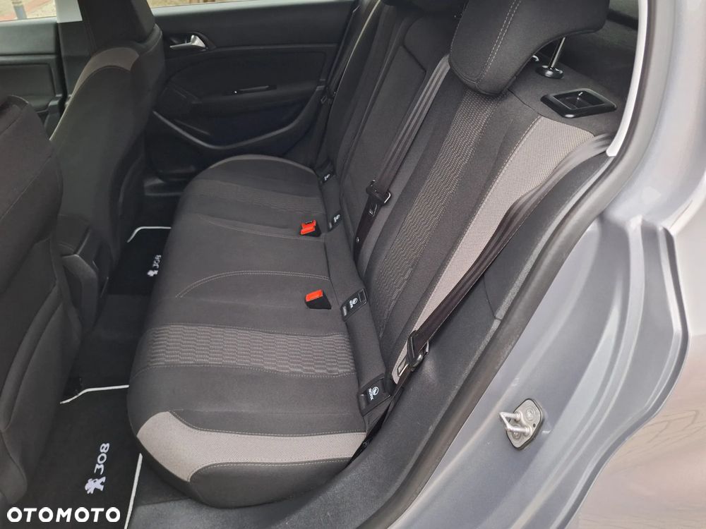 Peugeot 308 BlueHDi 120 Stop & Start Allure - 23