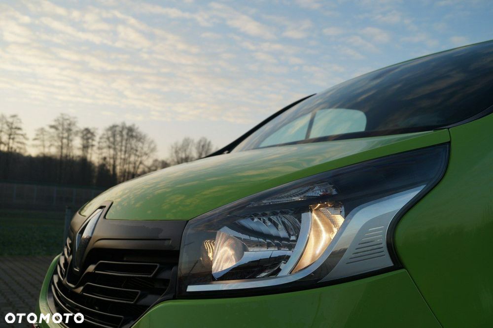 Renault Trafic - 12