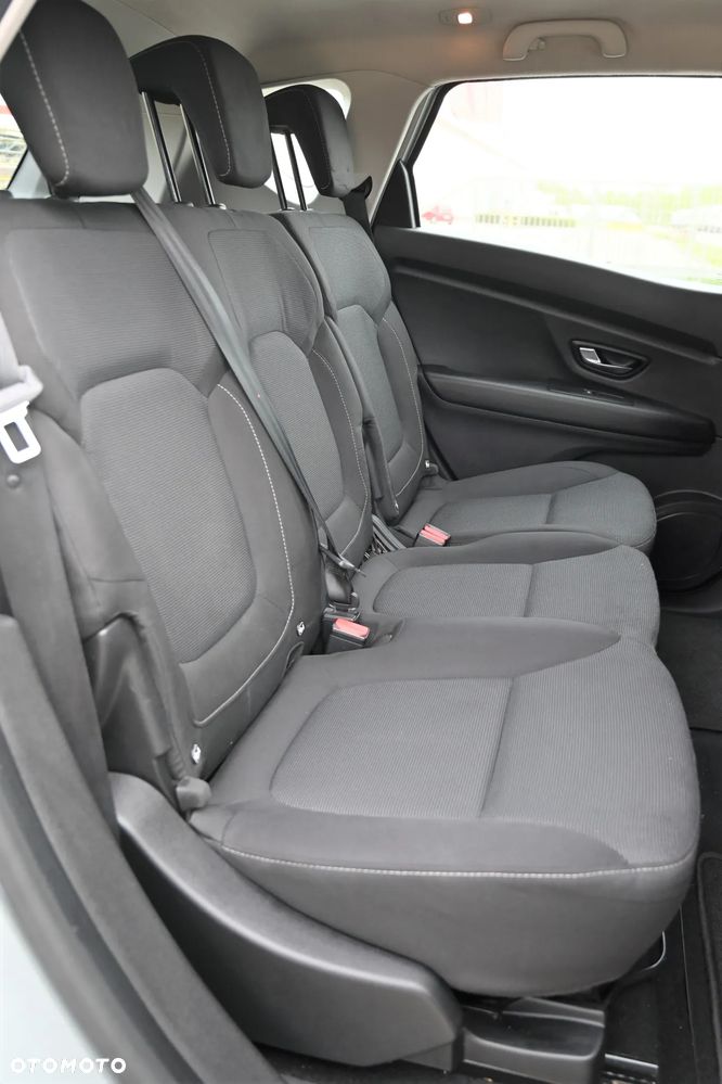 Renault Scenic - 28