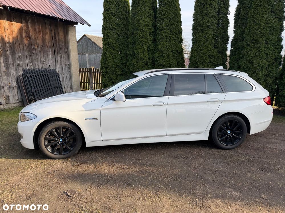 BMW Seria 5 530d xDrive Luxury Line - 15