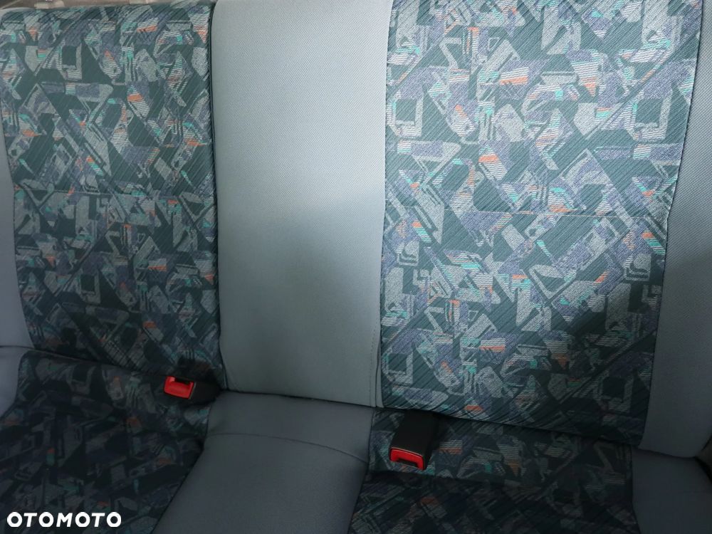 Toyota Starlet 1.4 - 24