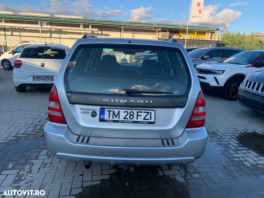 Subaru Forester 2.0 Base Aut - 9