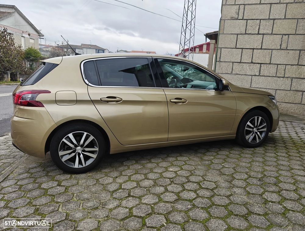 Peugeot 308 1.2 PureTech Allure Pack EAT8 - 7