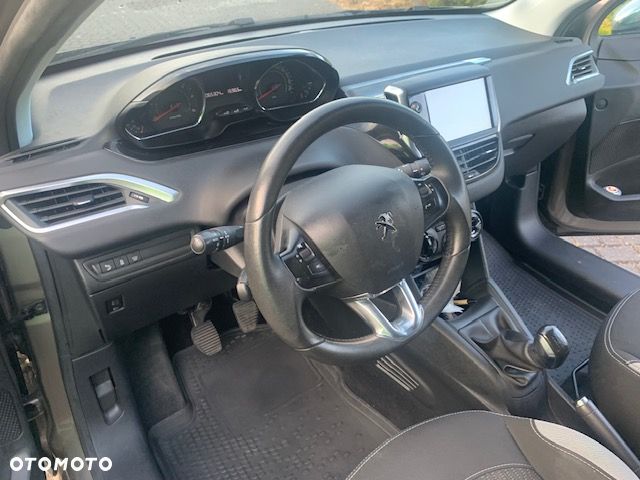 Peugeot 208 1.6 e-HDi Allure STT - 10