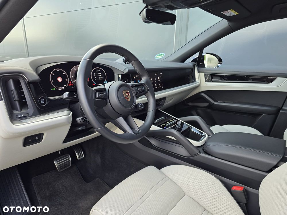 Porsche Cayenne S E-Hybrid PHEV - 16