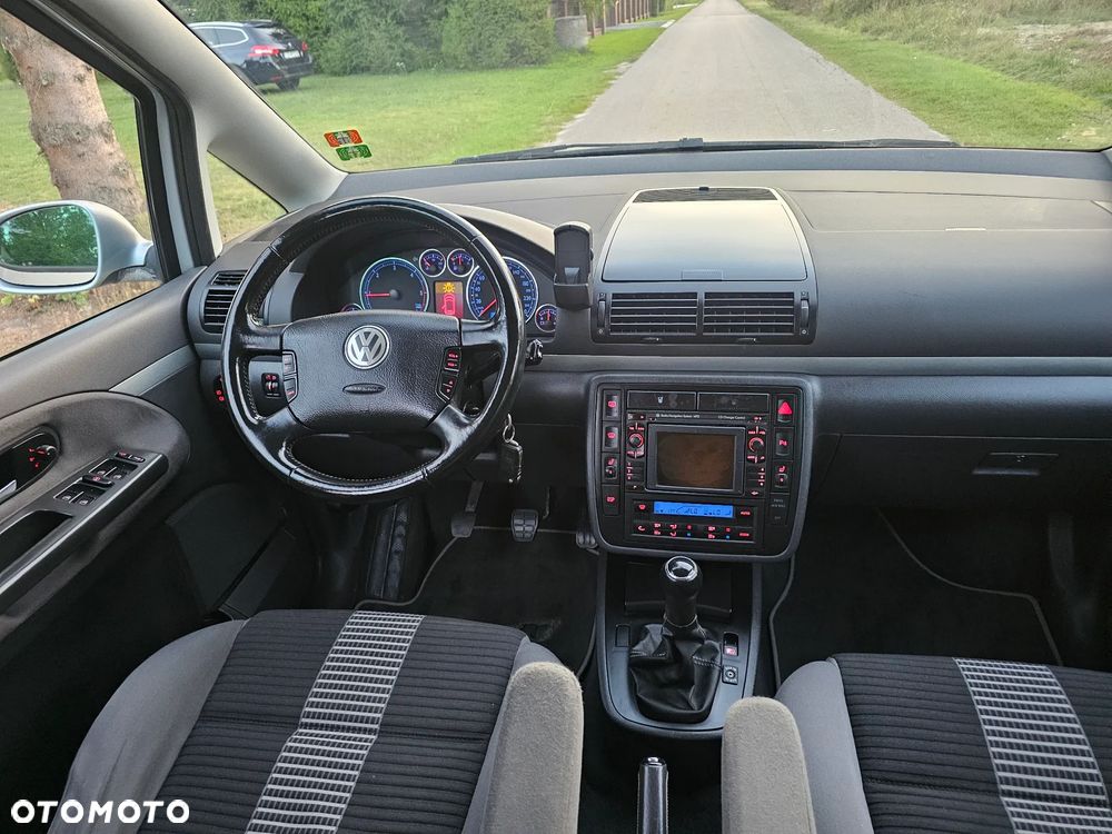 Volkswagen Sharan 2.0 TDI DPF BlueMotion United - 11