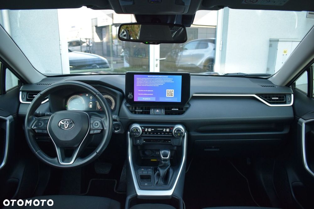 Toyota RAV4 - 11