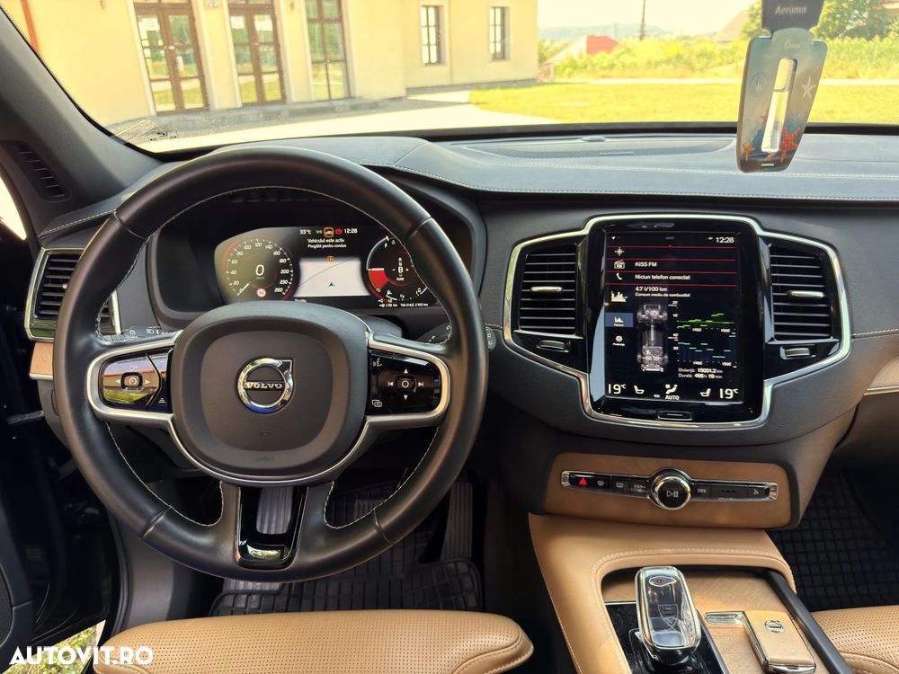 Volvo XC 90 T8 AWD Twin Engine Geartronic Inscription - 4