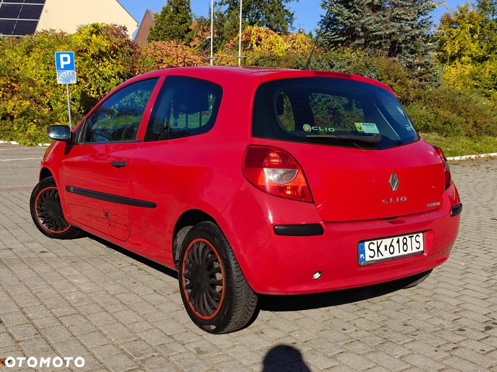 Renault Clio 1.2 16V Dynamique - 32