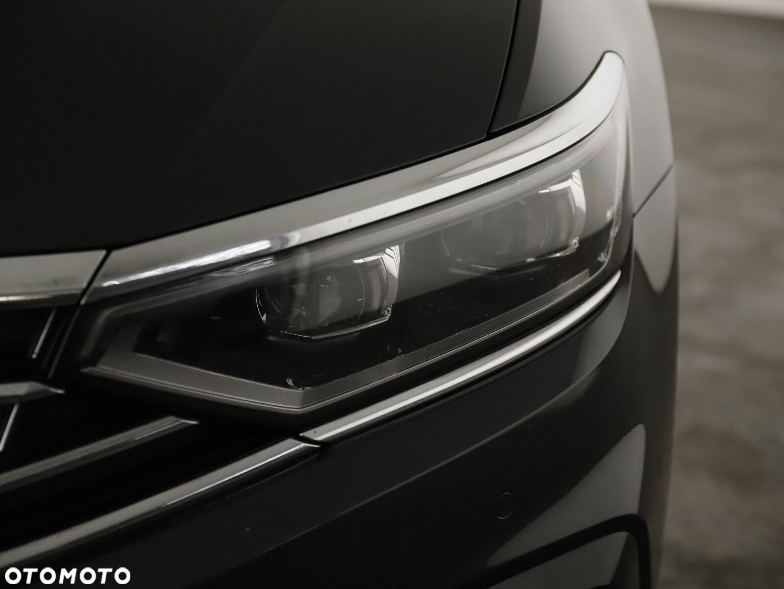 Volkswagen Passat - 24