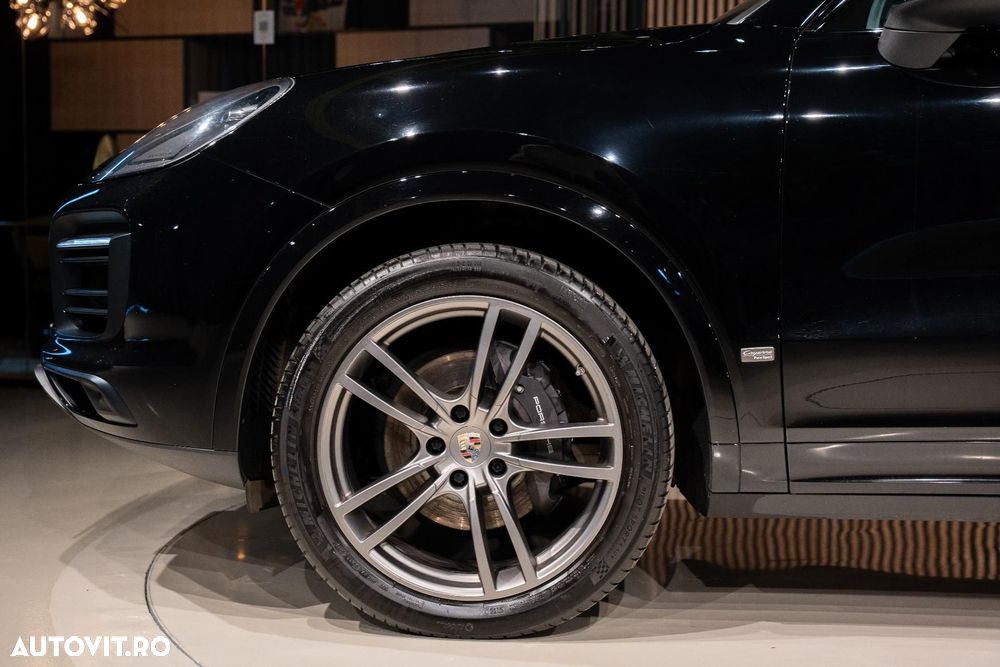 Porsche Cayenne Standard - 9